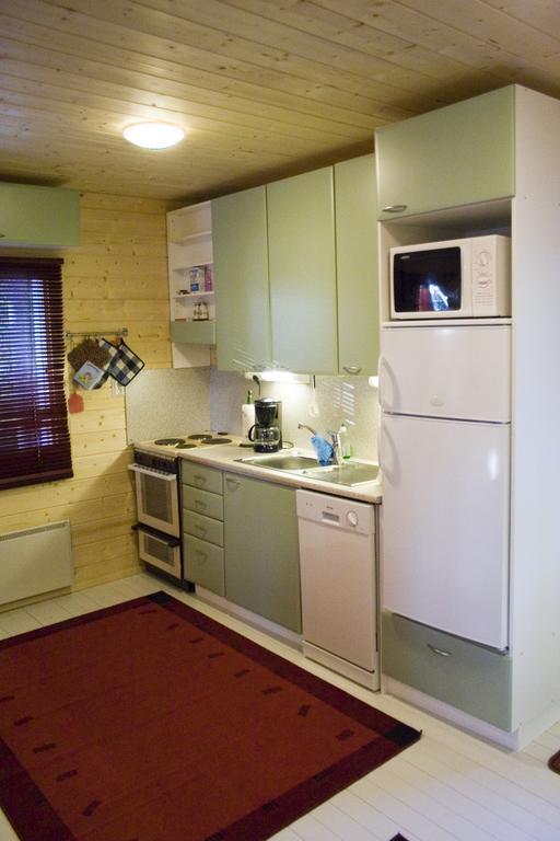 Vanha Vaeaetaenen Cottage Vaatanen Quarto foto